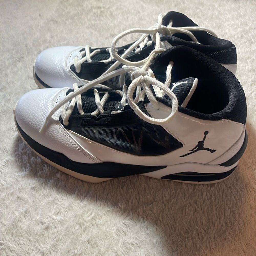 Nike air Jordans 2011 sneakers size 10.5